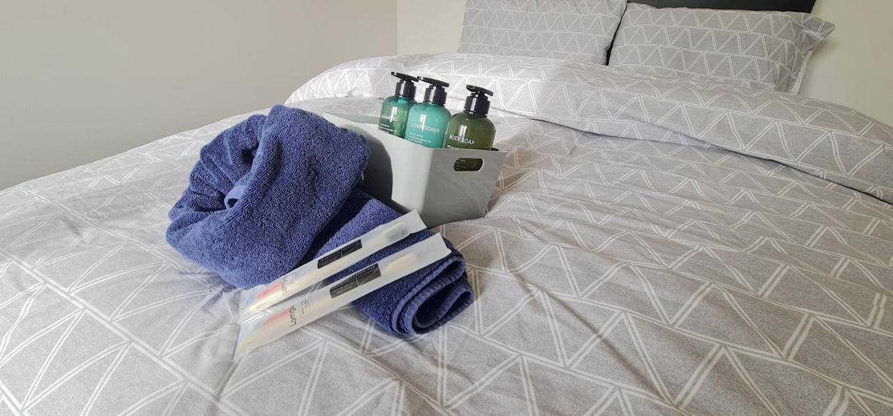 Move Inn Estates - Multiple Rooms Лондон Экстерьер фото